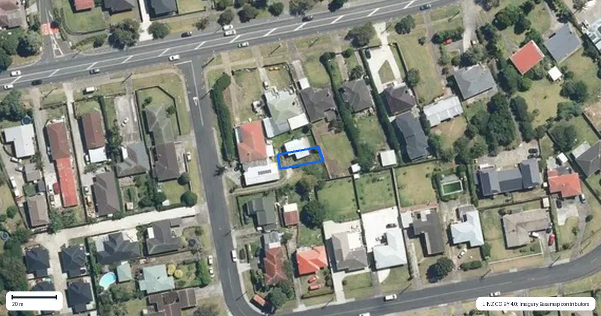 Property context map for 6/592 Massey Road, Mangere, Auckland