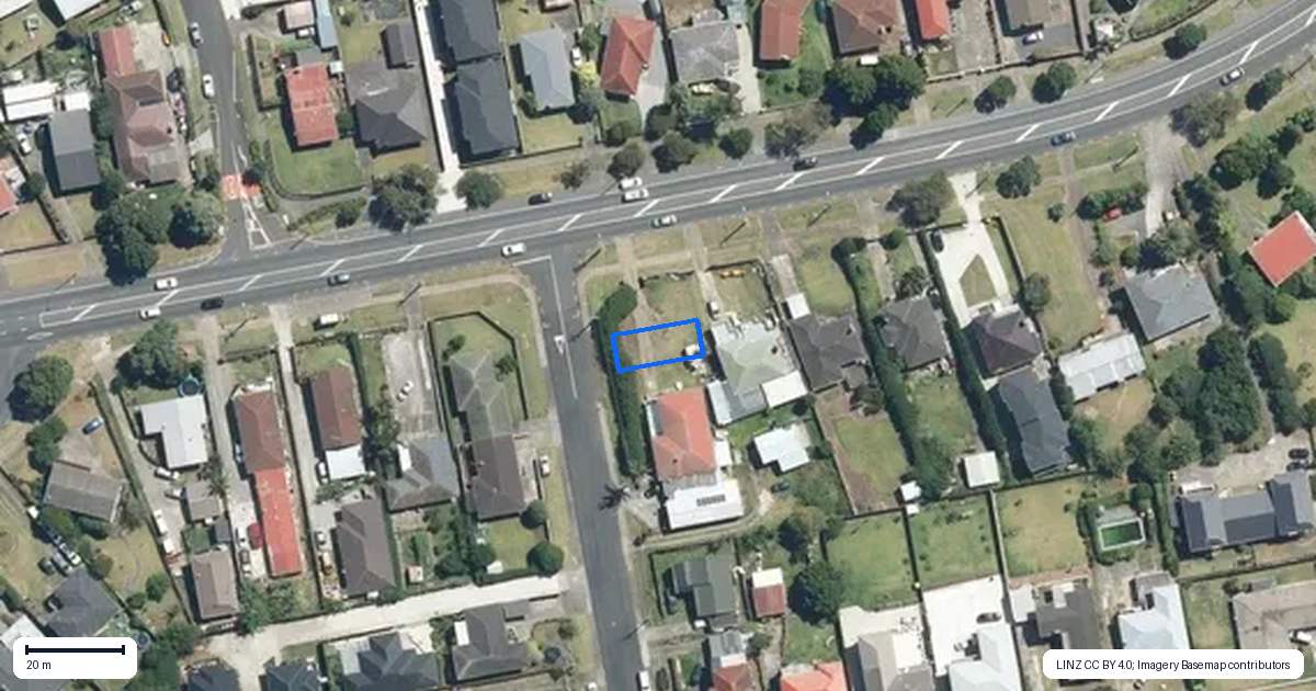 Property context map for 9/592 Massey Road, Mangere, Auckland