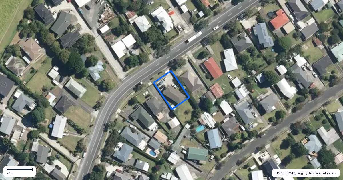 Property context map for 33 Mountain Road, Mangere Bridge, Auckland