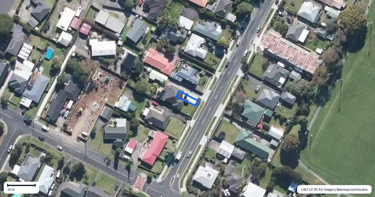 Property context map for 2/77 Matipo Road, Te Atatu Peninsula, Auckland