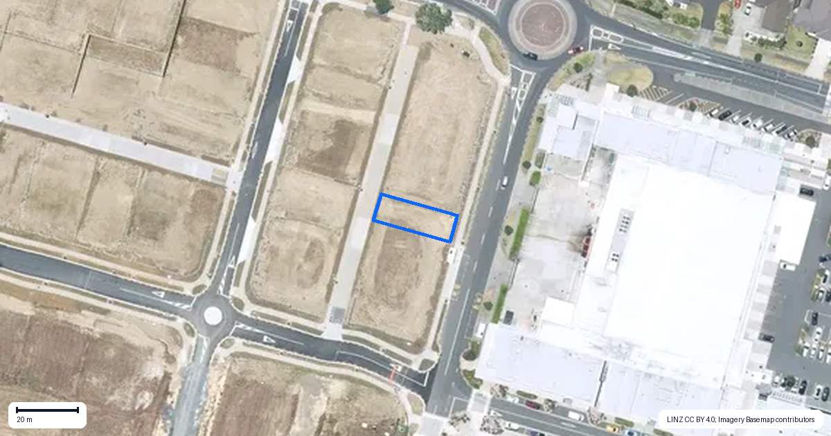 Property context map for 98 Mahutonga Avenue, Beachlands, Auckland