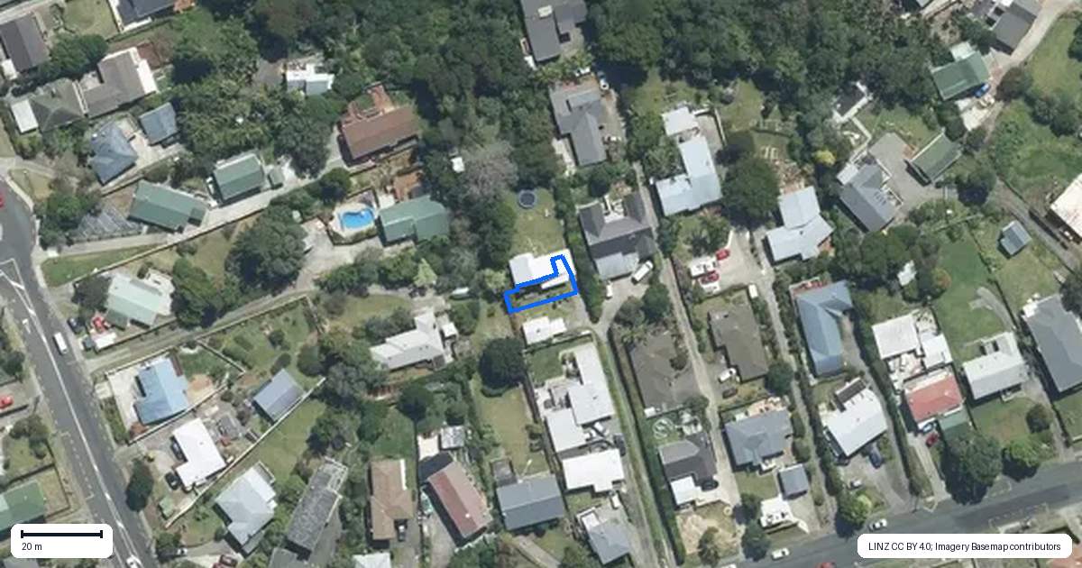 Property context map for 5/19 Roberts Road, Glenfield, Auckland