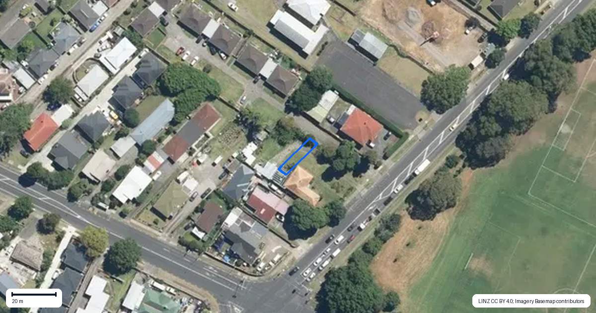 Property context map for 6/399 Massey Road, Mangere East, Auckland