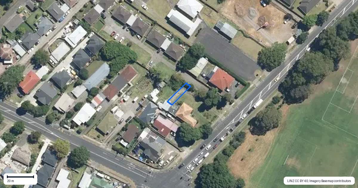 Property context map for 7/399 Massey Road, Mangere East, Auckland