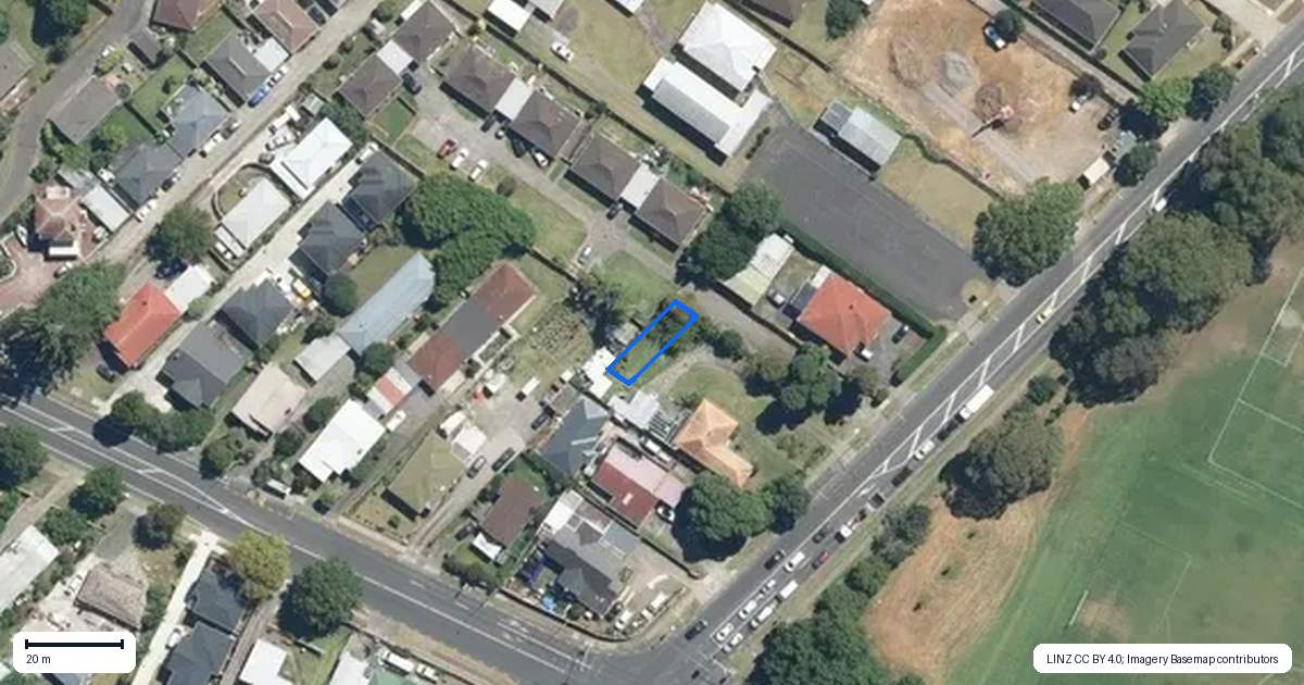Property context map for 9/399 Massey Road, Mangere East, Auckland