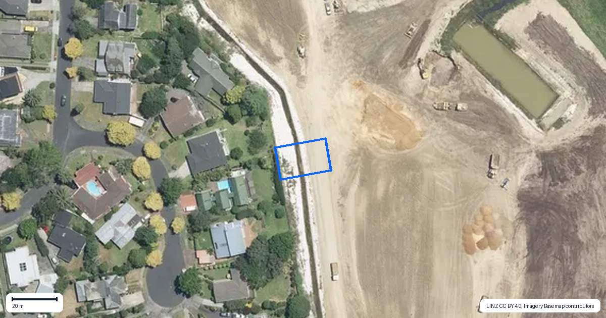 Property context map for 175 Otuwairoa Esplanade, Opaheke, Papakura