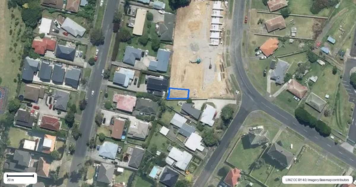 Property context map for 8/13 Farringdon Street, Glen Innes, Auckland