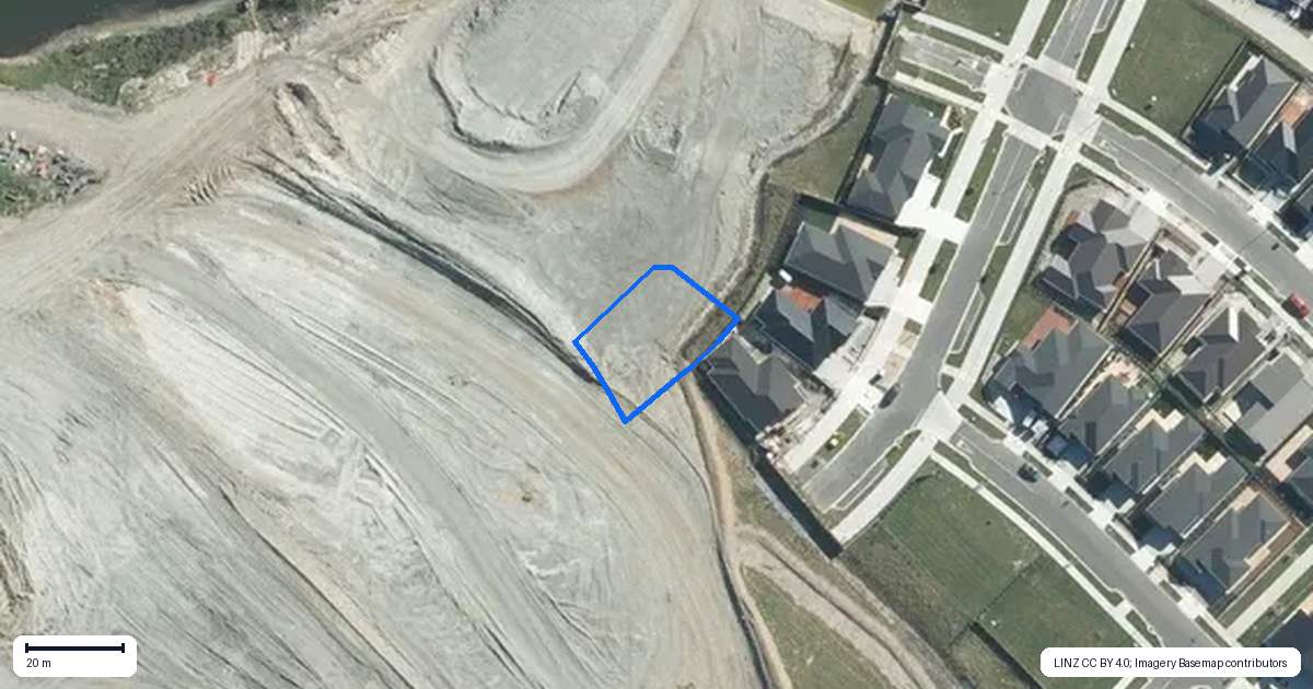 Property context map for 4 Lambert Road, Wainui
