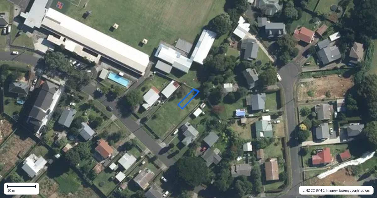 Property context map for 11/12 Taratoa Street, Point England, Auckland