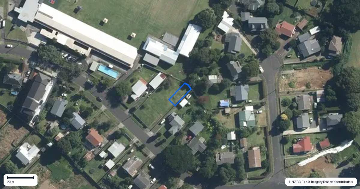Property context map for 12/12 Taratoa Street, Point England, Auckland