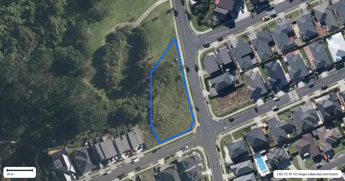 Property context map for 1 Kaimai Avenue, Massey, Auckland