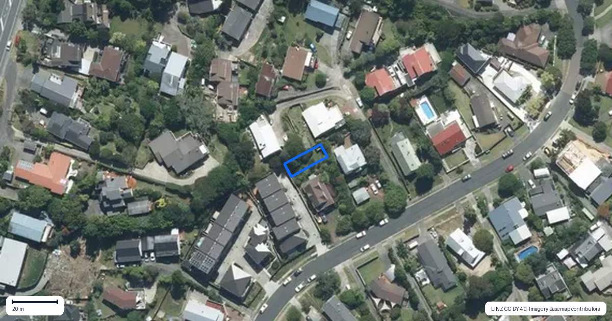Property context map for 72E Langana Avenue, Browns Bay, Auckland
