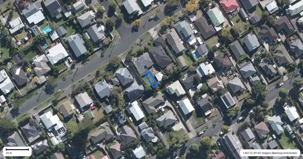 Property context map for 6/32 Miller Street, Point Chevalier, Auckland