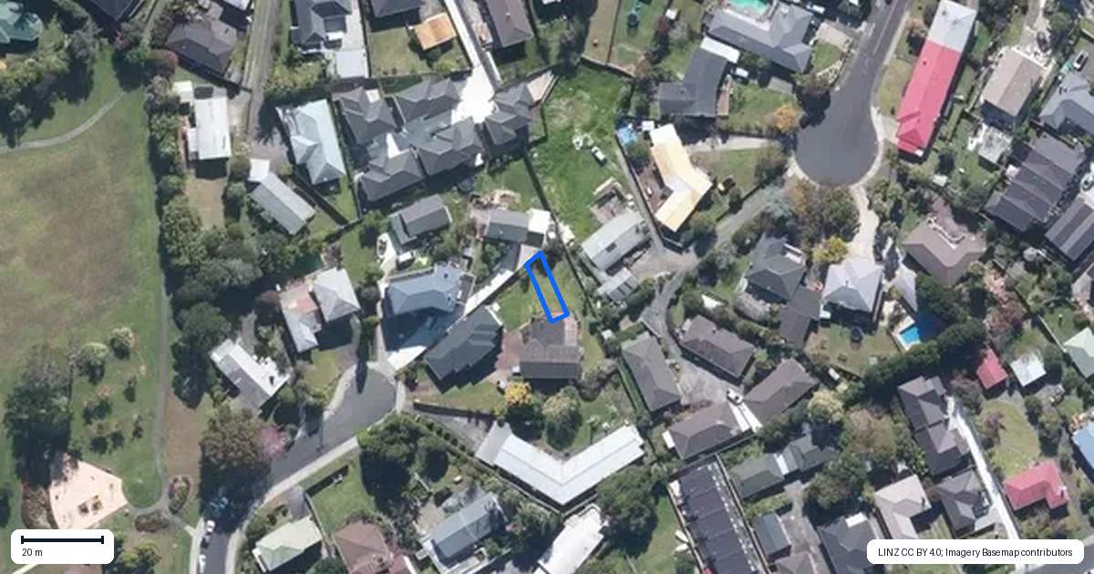 Property context map for 2/14B Porter Avenue, Te Atatu South, Auckland