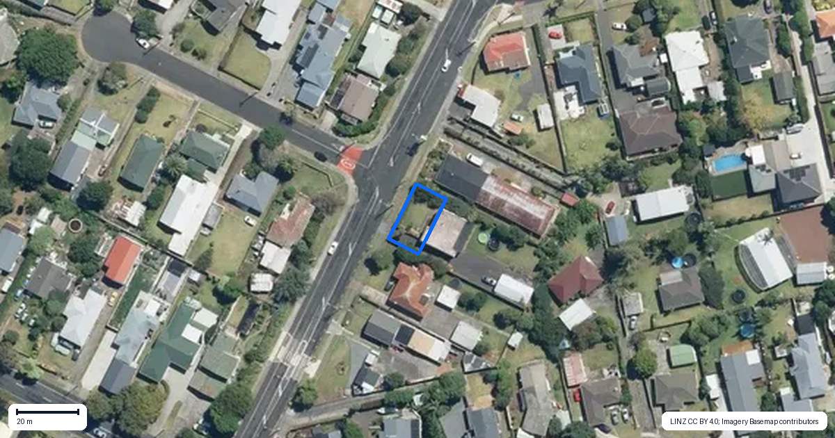 Property context map for 31 Wallace Road, Mangere Bridge, Auckland