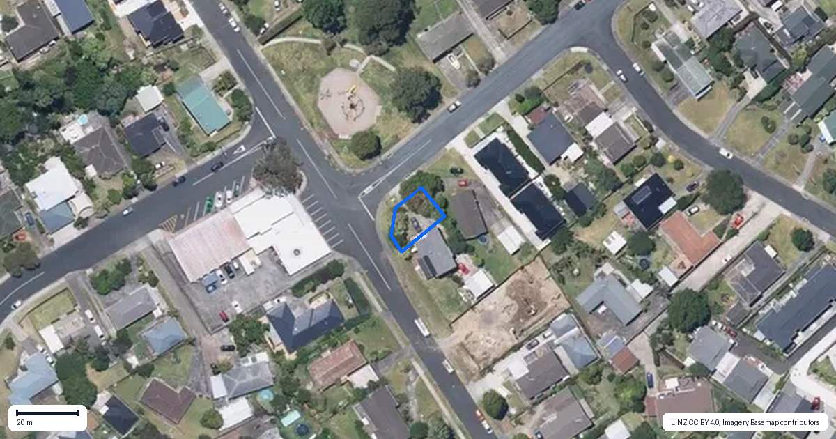 Property context map for 70A Patons Road, Howick, Auckland