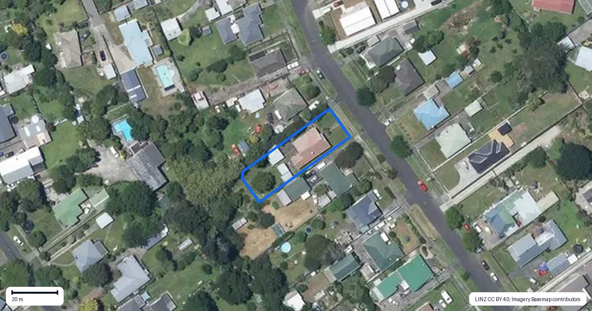 Property context map for 33 Kells Avenue, Aramoho, Whanganui