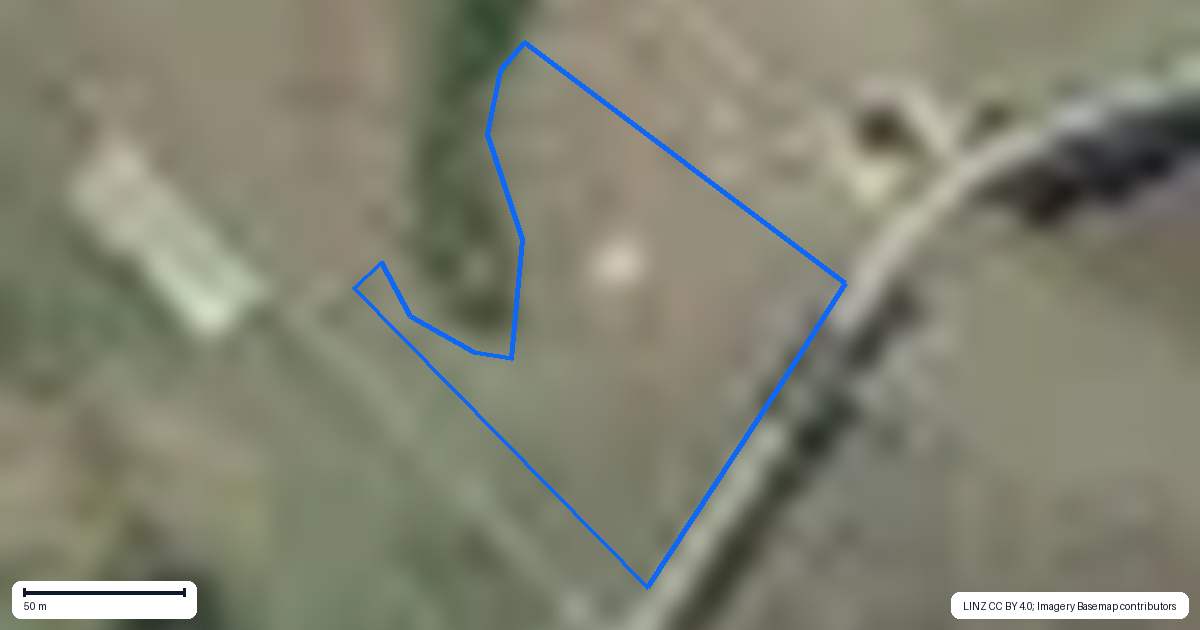 Property context map for 88 Valley Road, Waitoki
