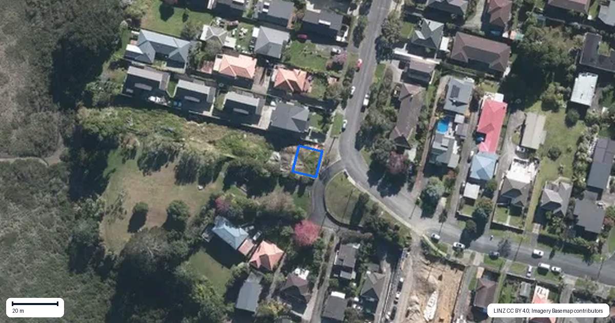 Property context map for 41 Seaside Avenue, Waterview, Auckland