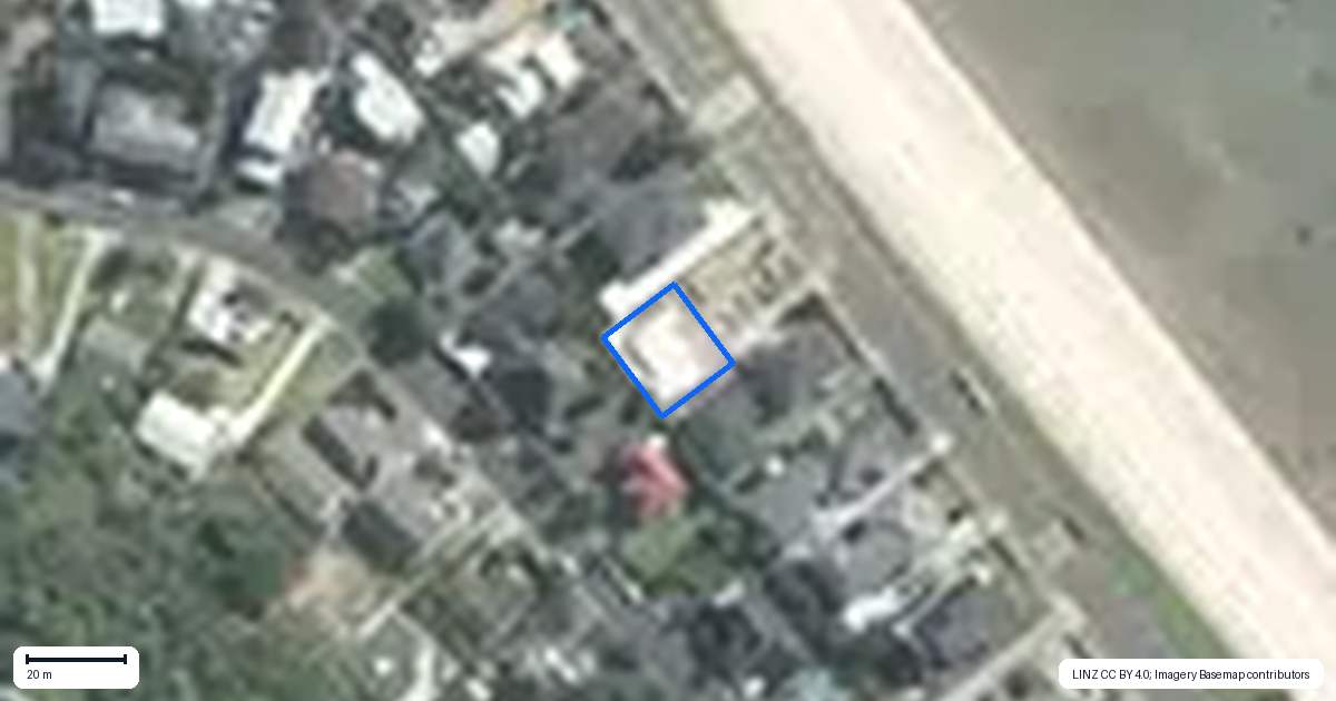 Property context map for 40A The Esplanade, Eastern Beach, Auckland