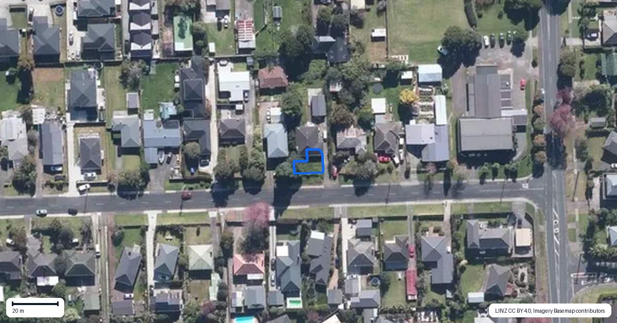Property context map for 1/58 Waipani Road, Te Atatu Peninsula, Auckland
